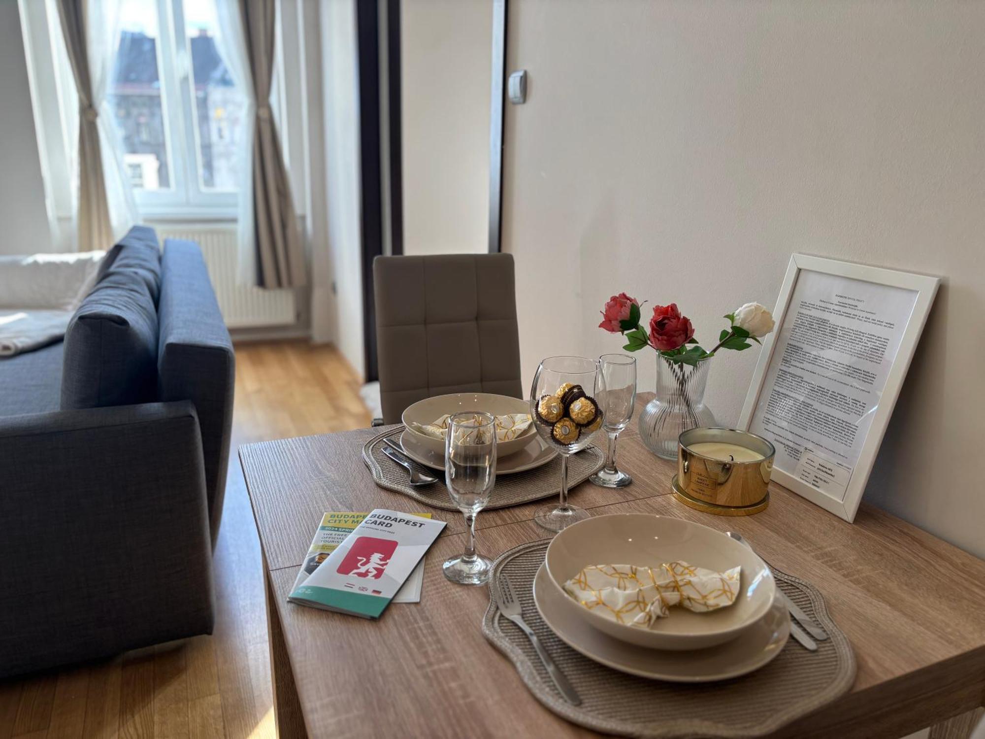 Synagogue Gozsdu Corner Apartment 布达佩斯 外观 照片