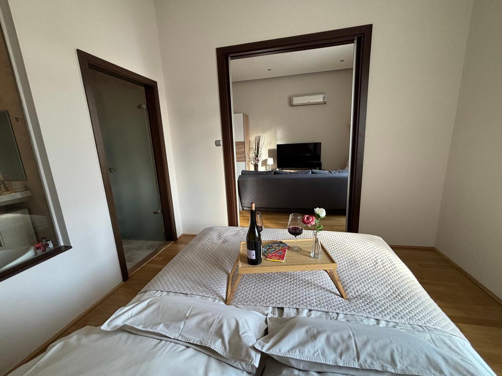Synagogue Gozsdu Corner Apartment 布达佩斯 外观 照片